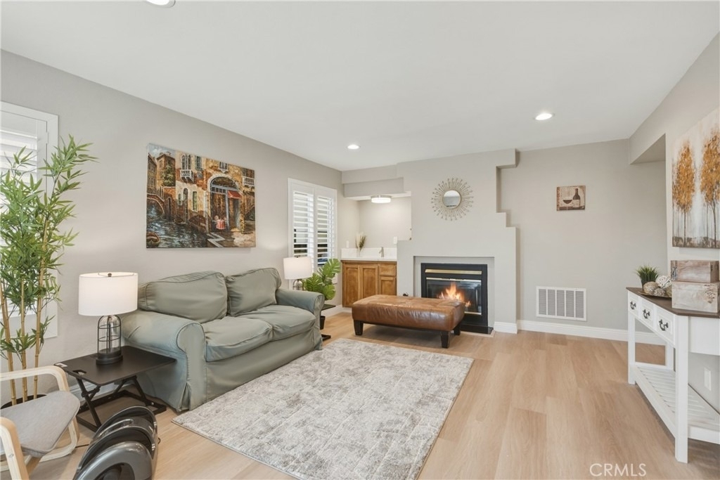 10227 Northridge - Photo 11