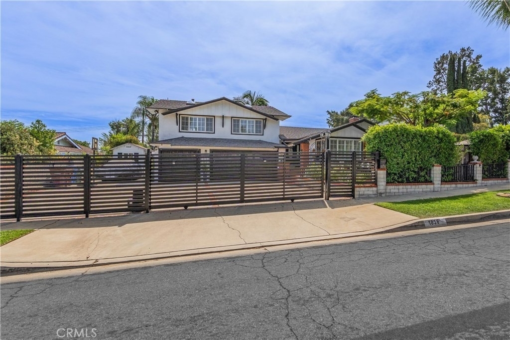 1836 Blazing Star Drive - Photo 50