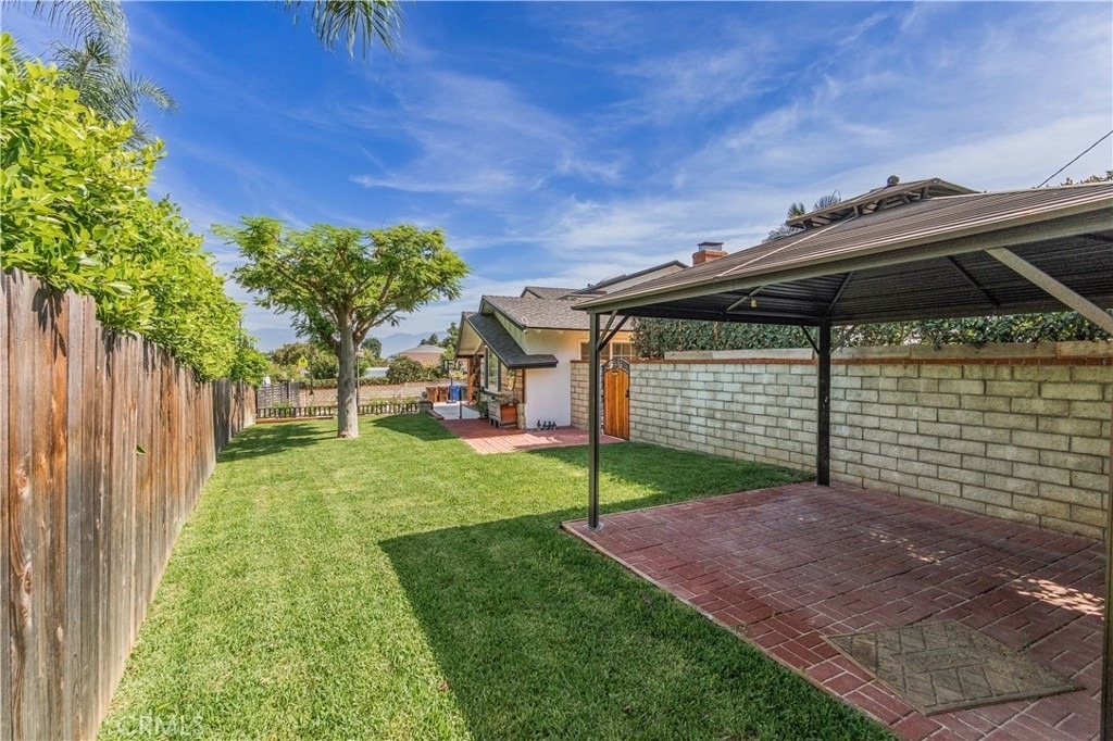 1836 Blazing Star Drive - Photo 5