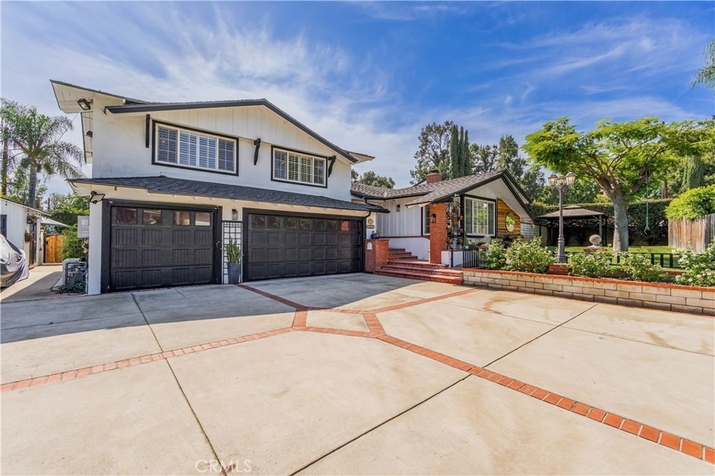 1836 Blazing Star Drive - Photo 0