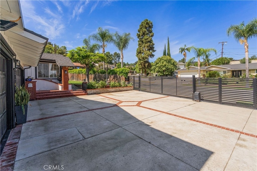 1836 Blazing Star Drive - Photo 49
