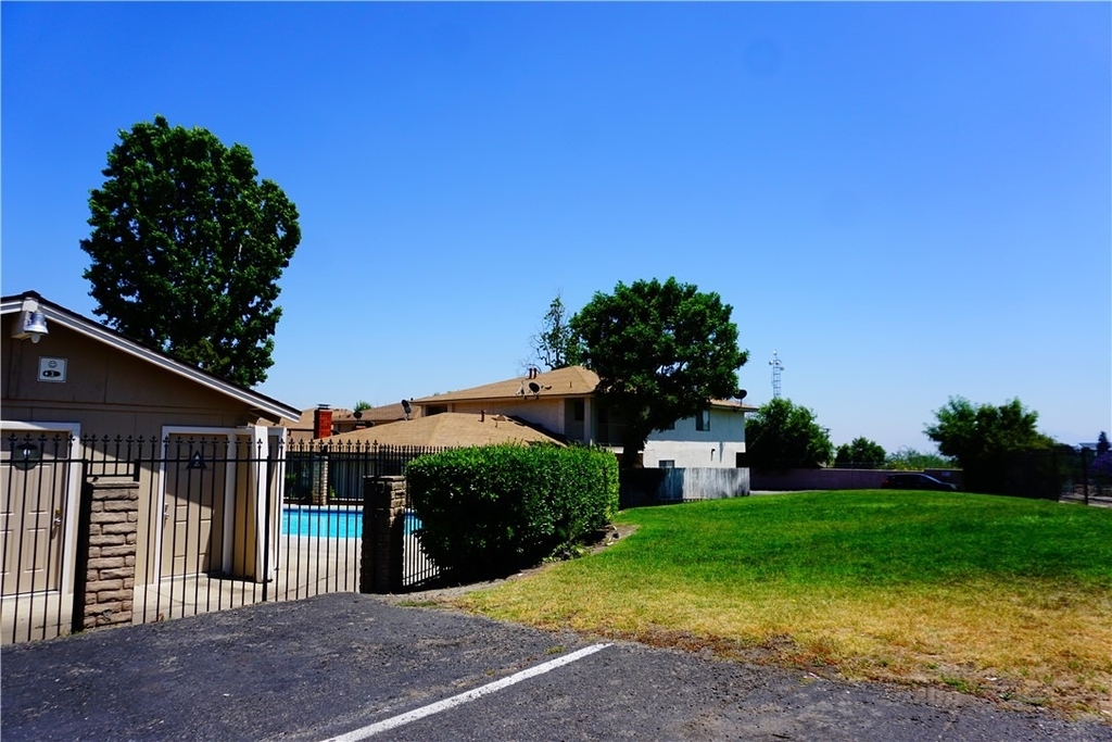 7439 Napa Court - Photo 41