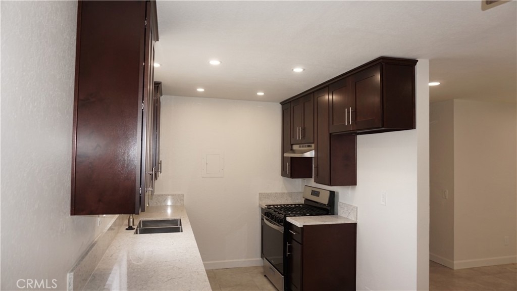 7439 Napa Court - Photo 3