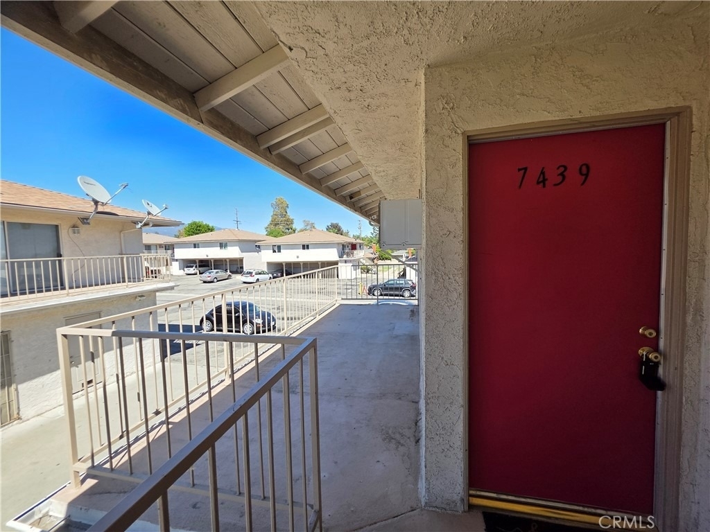 7439 Napa Court - Photo 73
