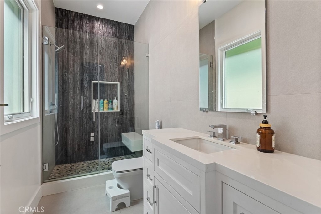 4435 Stansbury - Photo 32