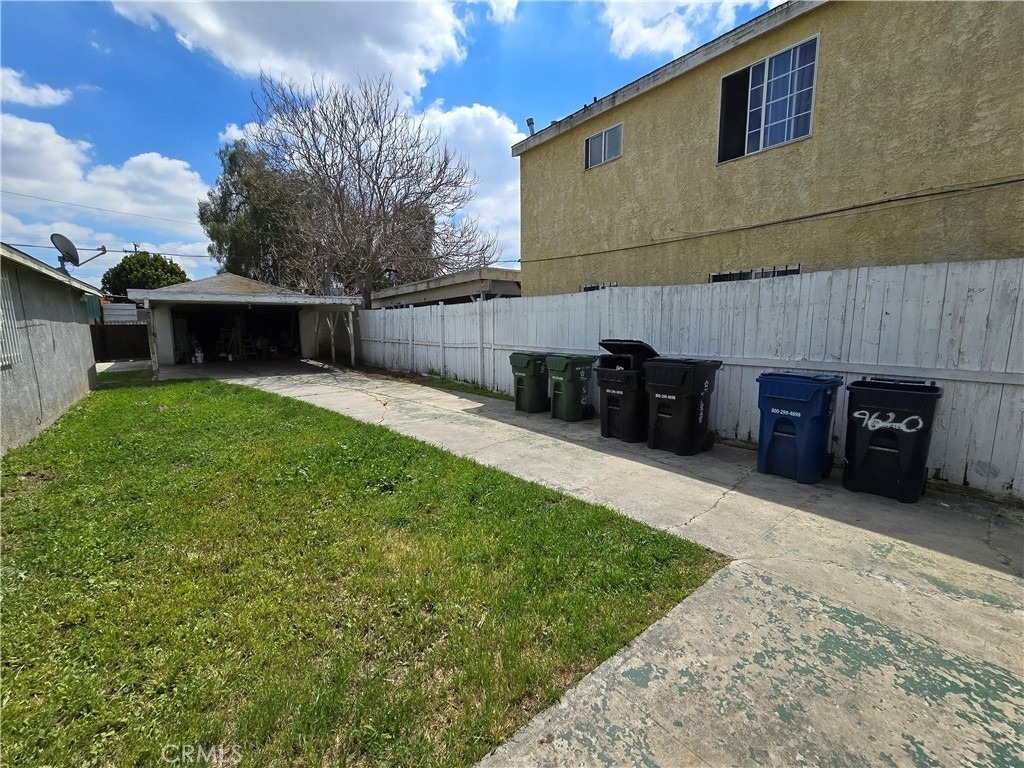 9618 Kalmia Street - Photo 18