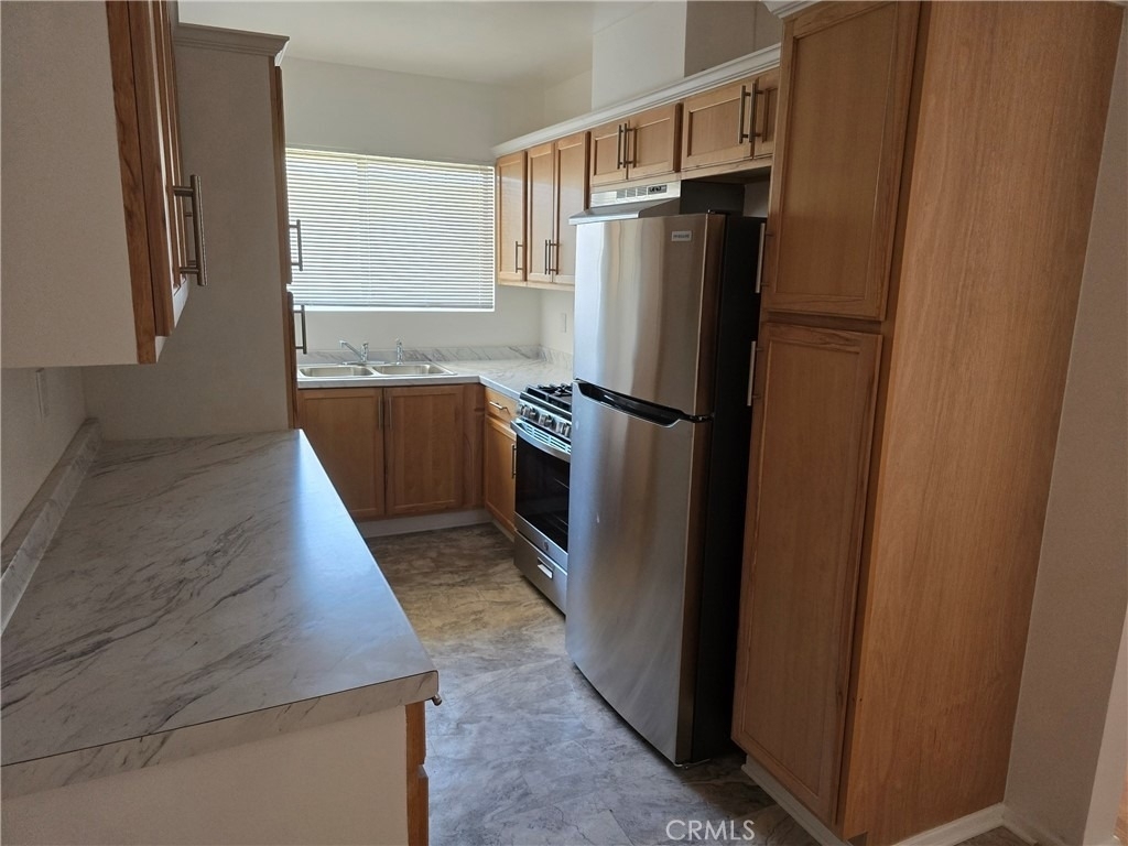 7549 Lexington Avenue - Photo 5
