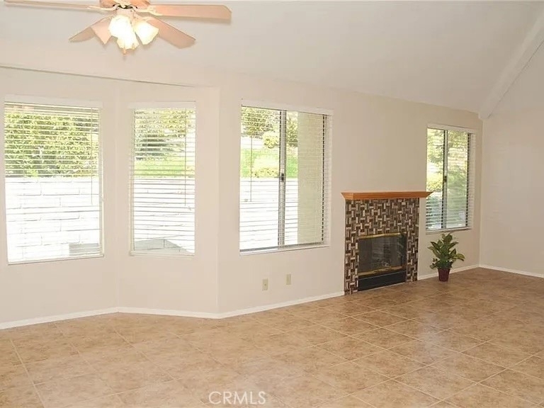 22919 Banyan - Photo 3