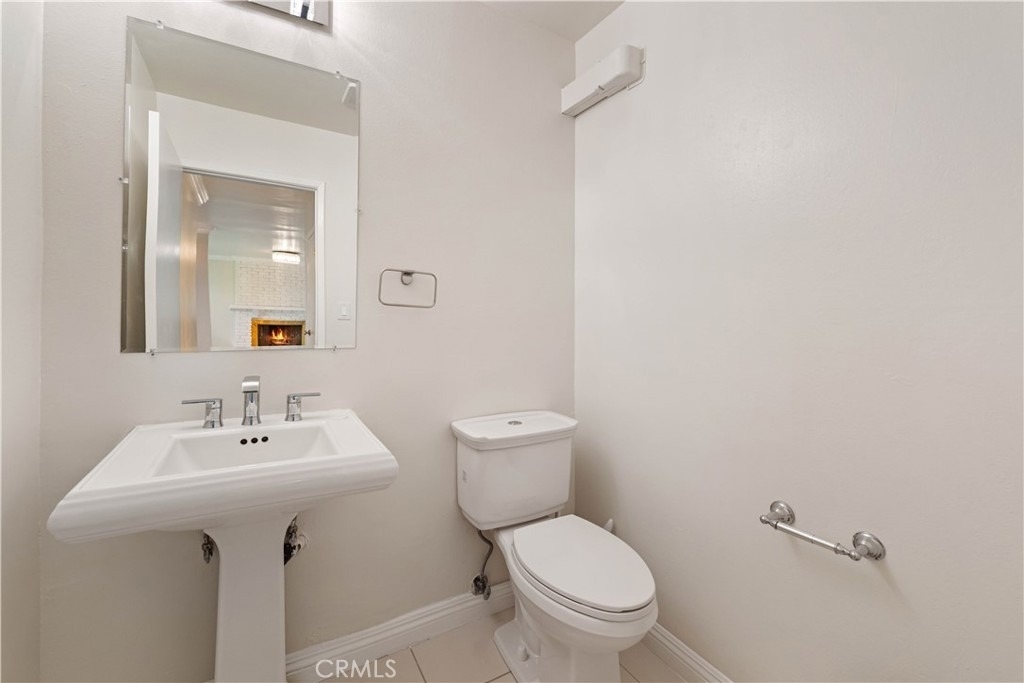 15406 Lull - Photo 8