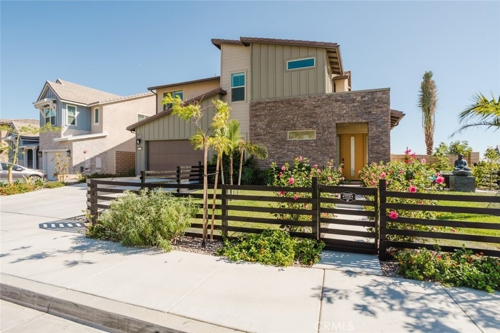 11743 Canoga Avenue - Photo 7