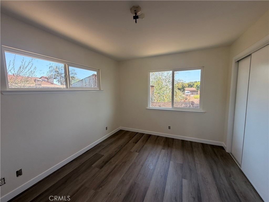 13277 Herrick Avenue - Photo 4