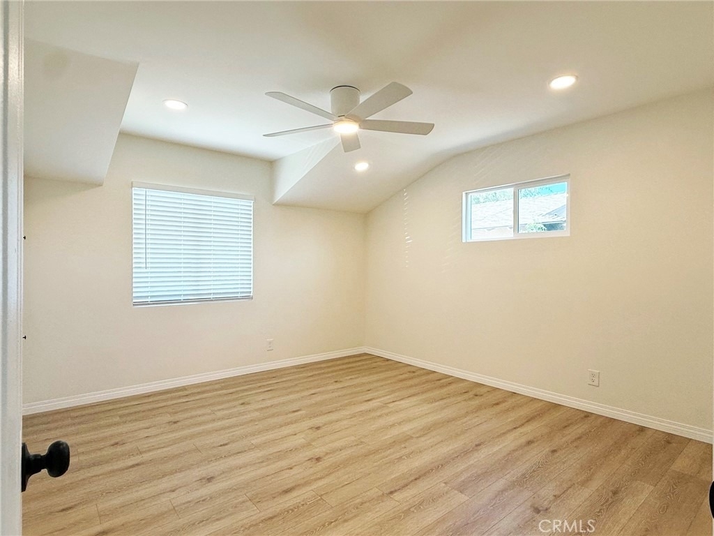 10170 Fern Avenue - Photo 10