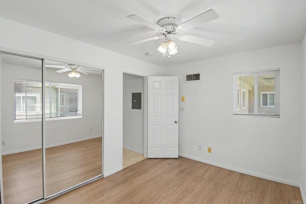 7405 Charmant Dr - Photo 13