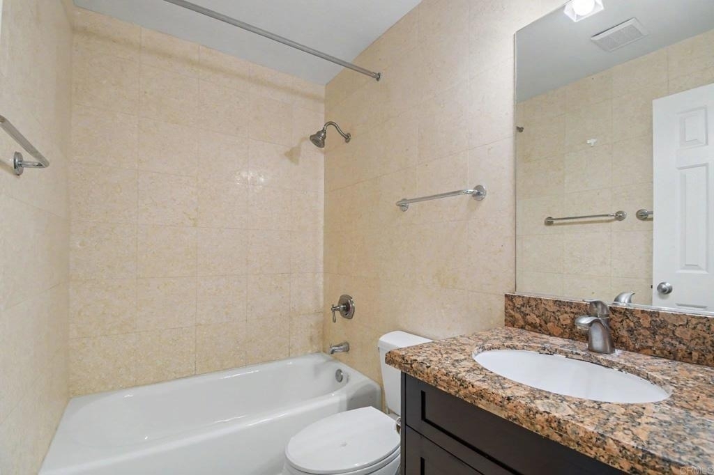 7405 Charmant Dr - Photo 14
