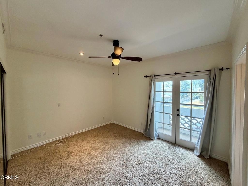 156 S Oak Knoll Avenue - Photo 12