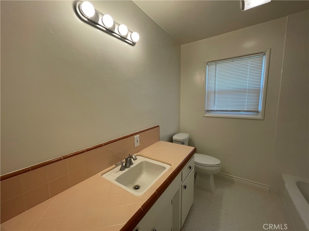 1440 E Rose Avenue - Photo 15