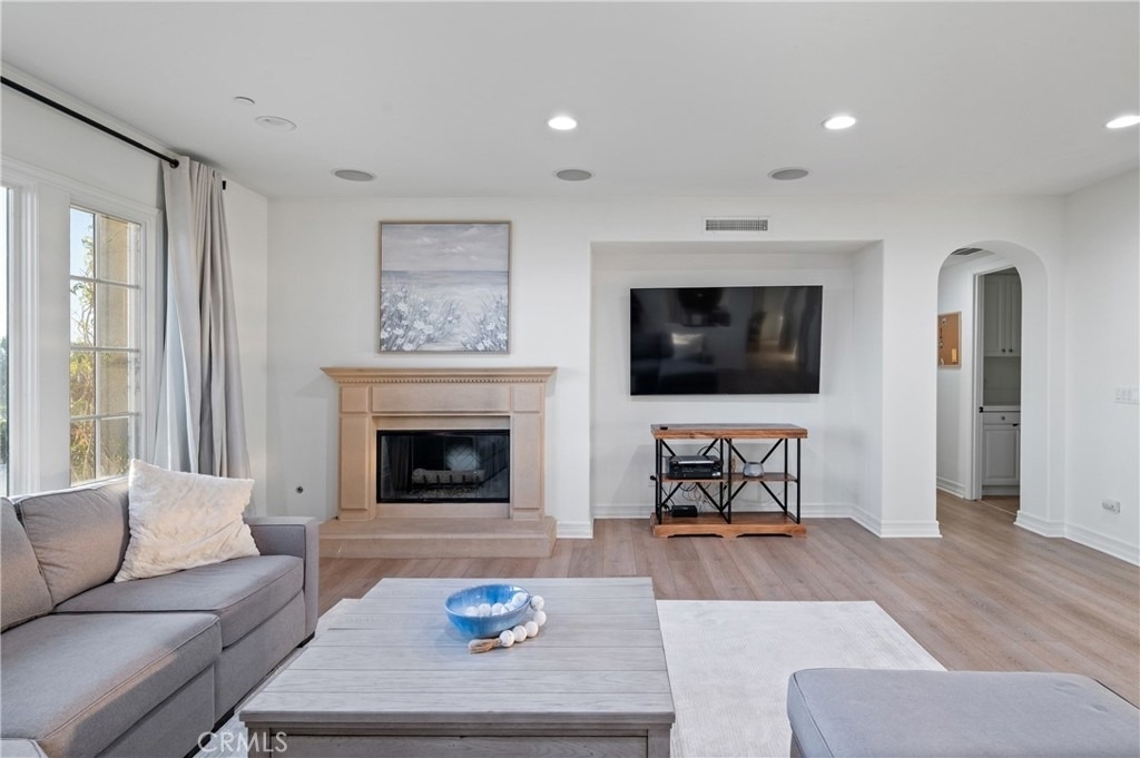 23 Castlerock - Photo 12