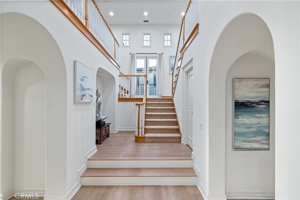 23 Castlerock - Photo 4