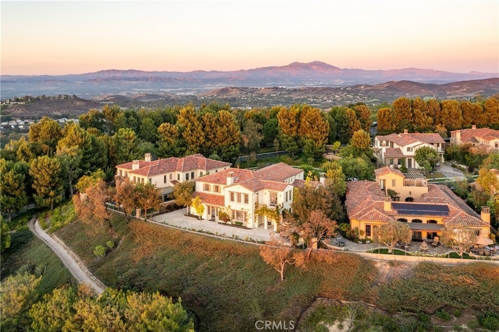 23 Castlerock - Photo 35