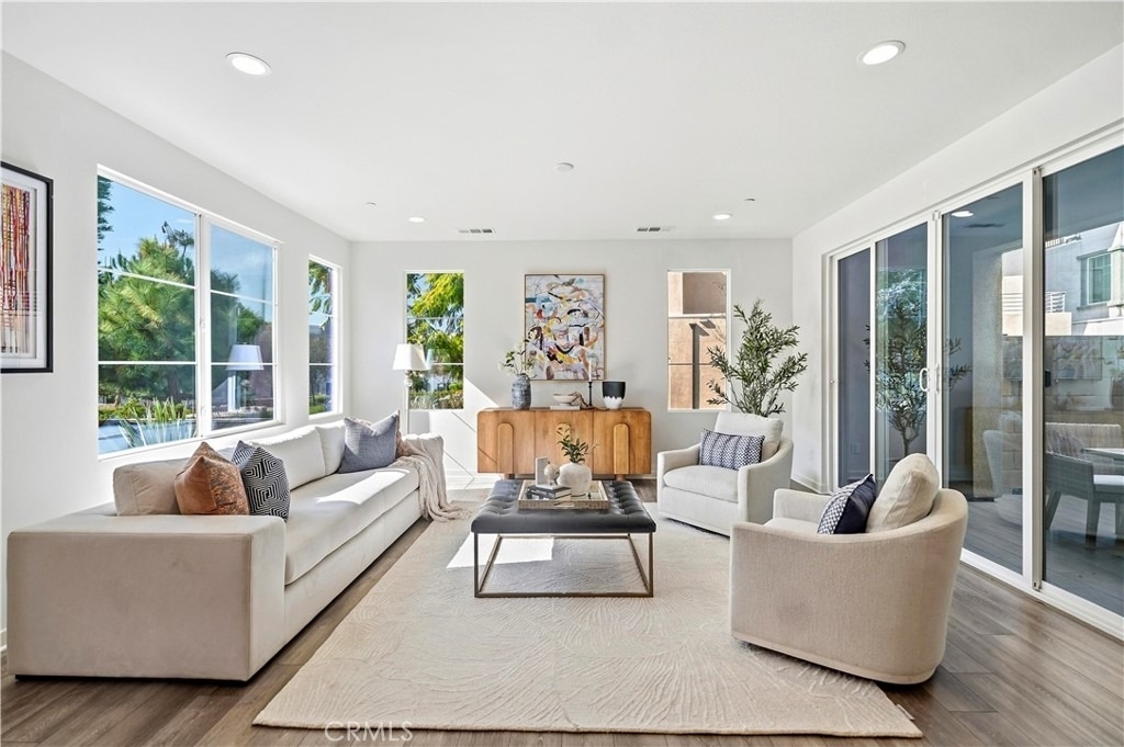 608 Cultivate - Photo 11