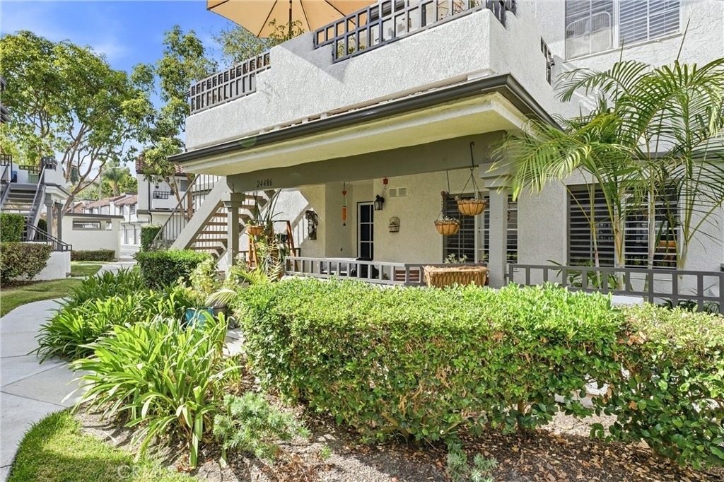 24486 Howes - Photo 0