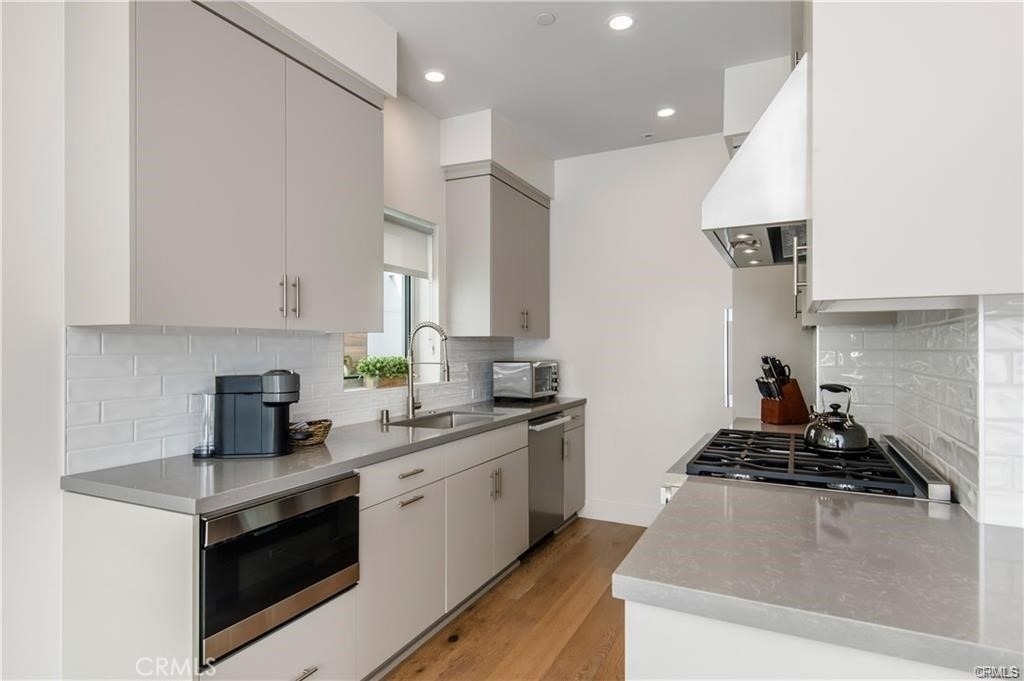 3920 E Coast Highway - Photo 7