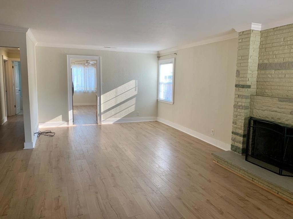 1462 Revere Avenue - Photo 9