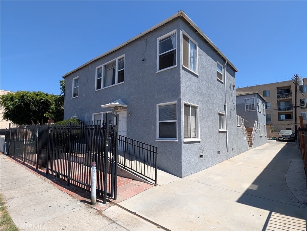 216 N Normandie - Photo 8