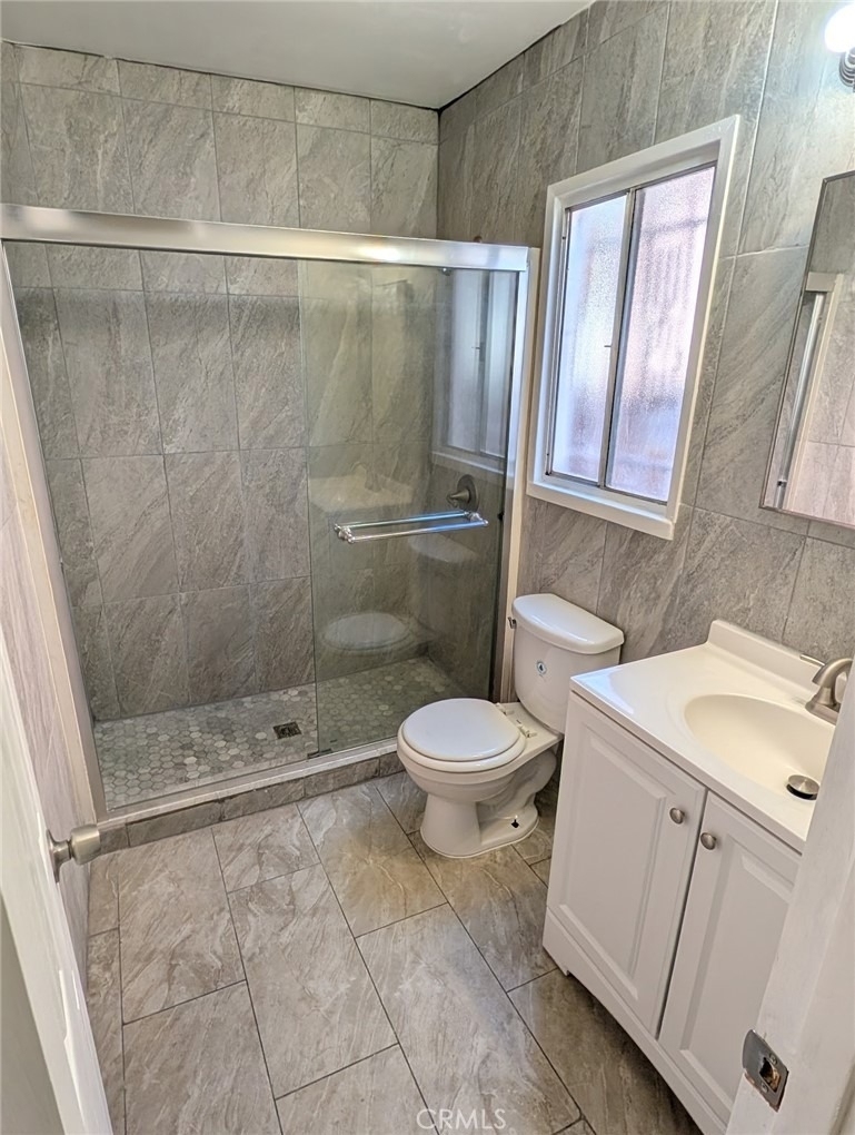 216 N Normandie - Photo 4