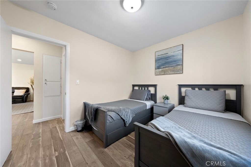 6240 University - Photo 18
