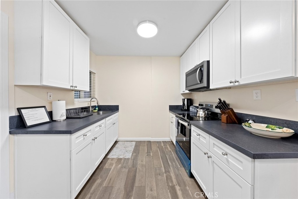 6240 University - Photo 13