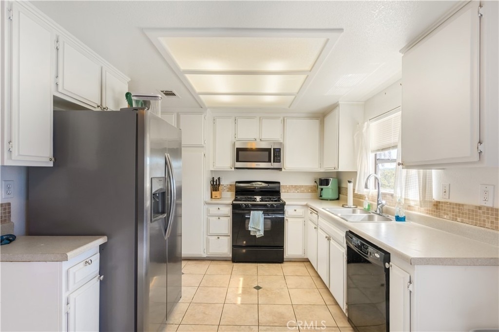 312 N Lewis - Photo 13
