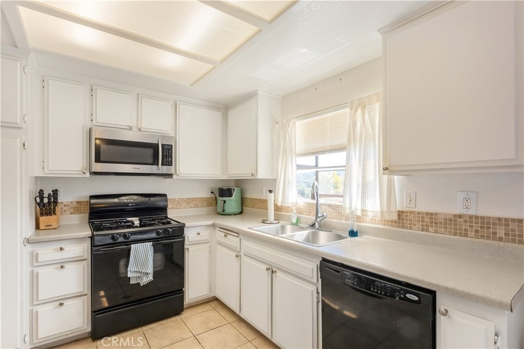 312 N Lewis - Photo 12