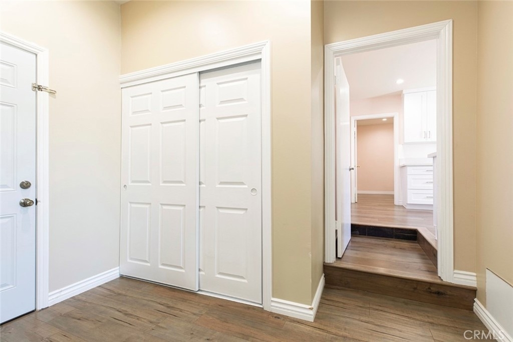10455 Glory Avenue - Photo 5