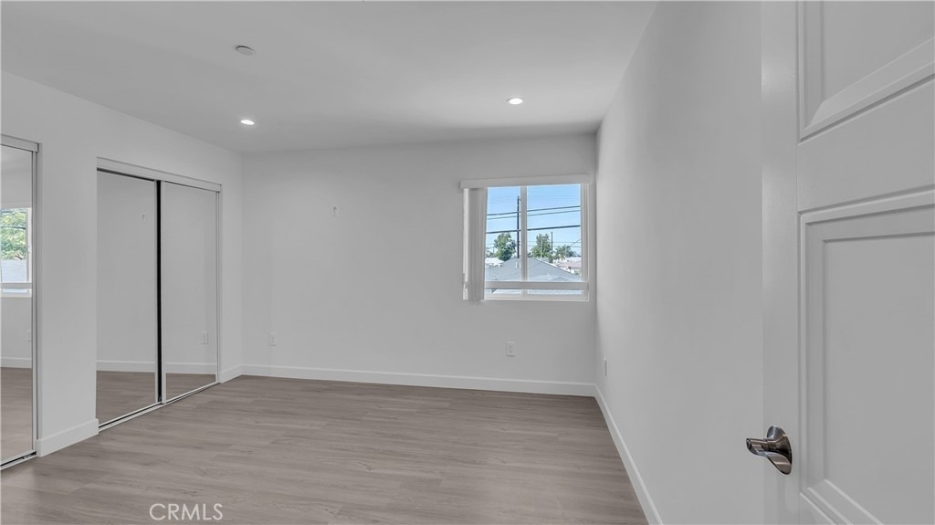 7731 Craner Ave - Photo 16