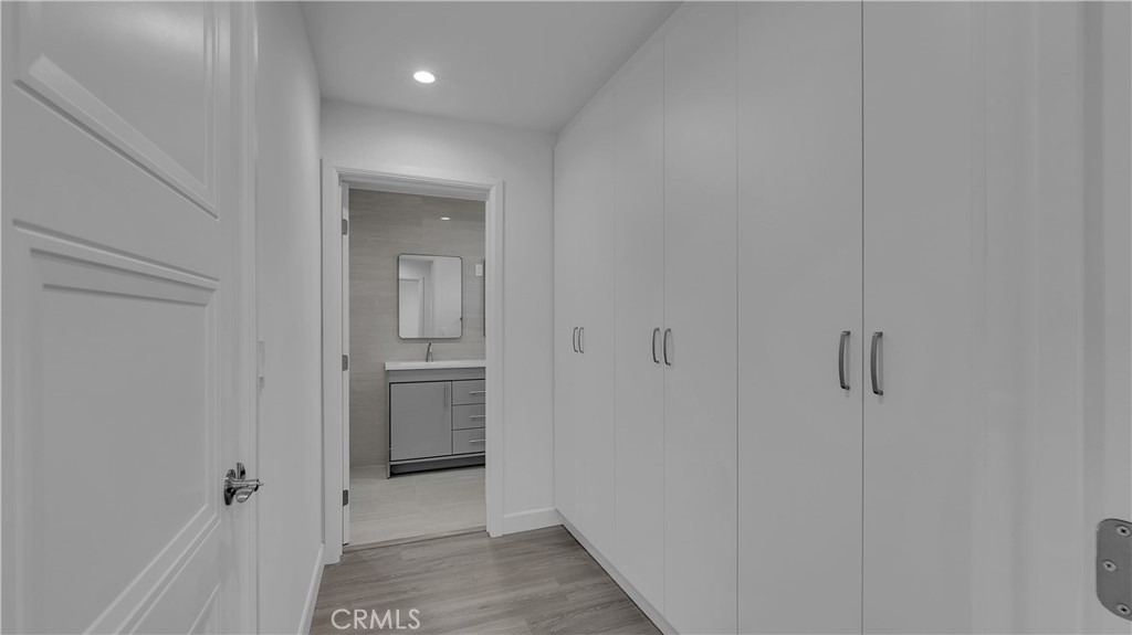 7731 Craner Ave - Photo 20