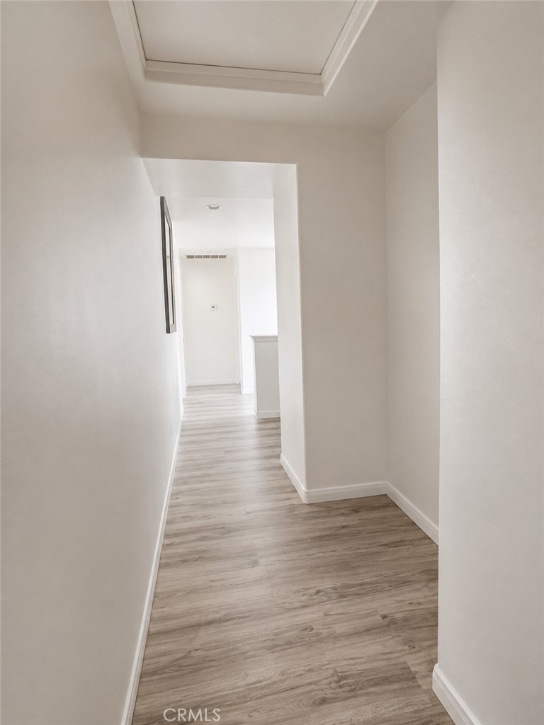 8910 Staten Island - Photo 8