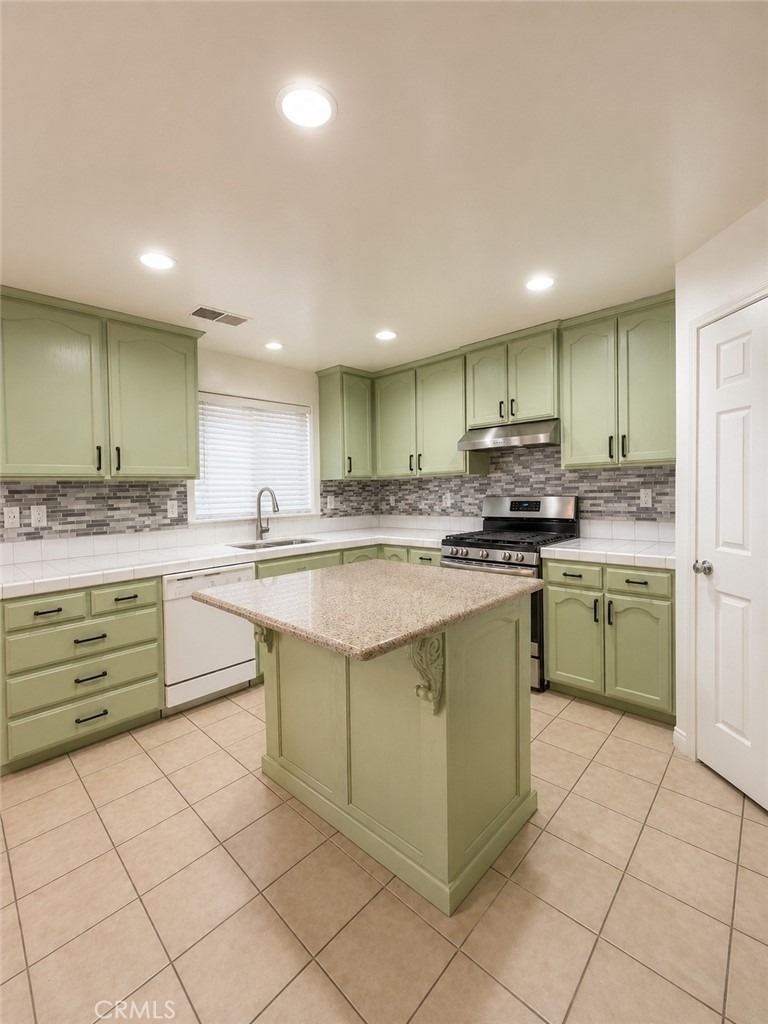 8910 Staten Island - Photo 4