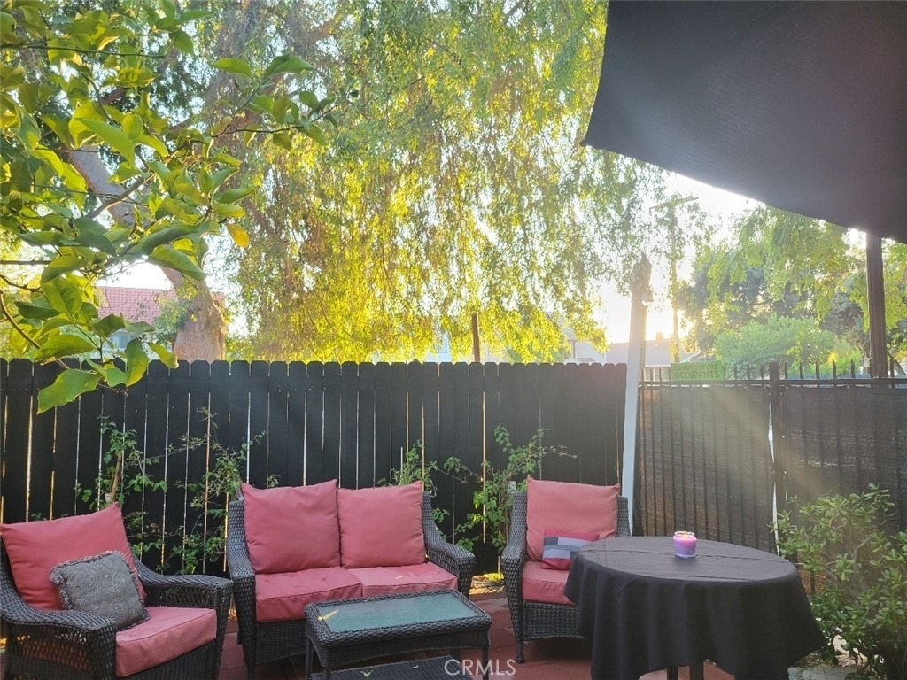 5900 Echo Street - Photo 2