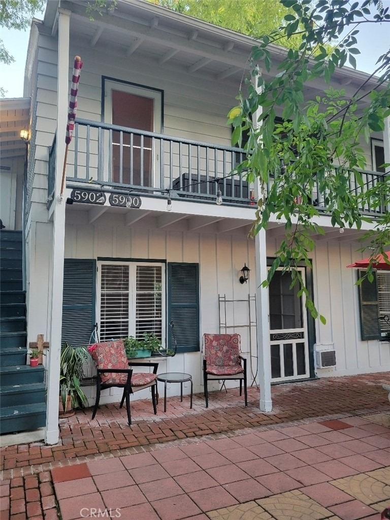 5900 Echo Street - Photo 1