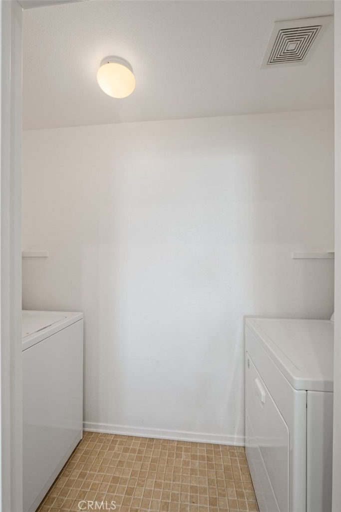 3372 Watermarke Place - Photo 29
