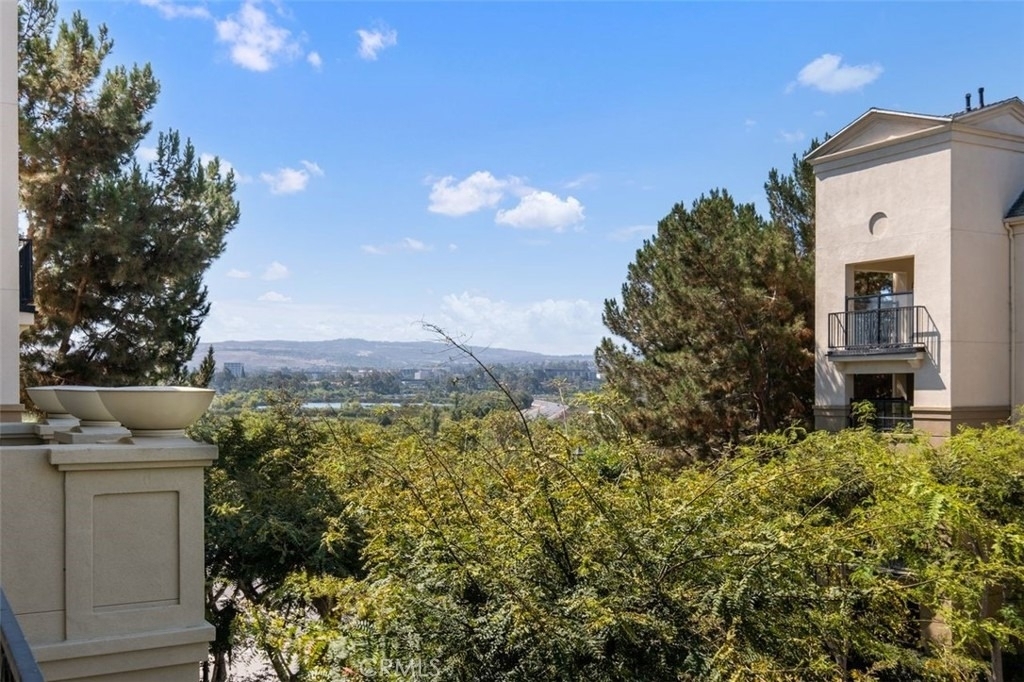 3372 Watermarke Place - Photo 31