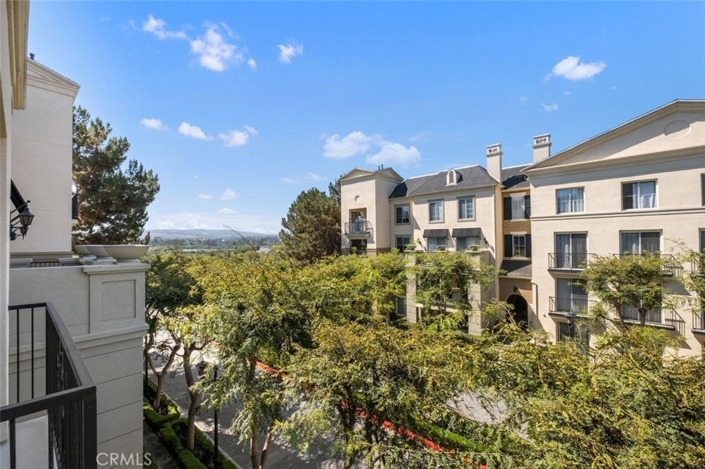 3372 Watermarke Place - Photo 30