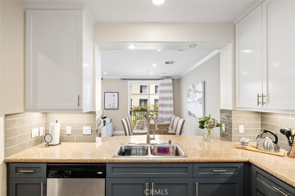 3372 Watermarke Place - Photo 12