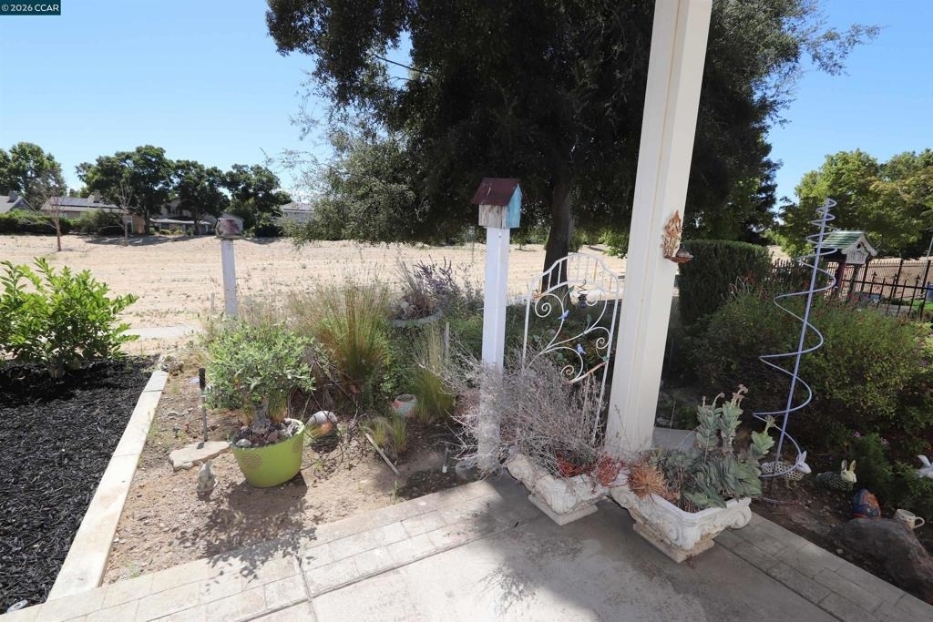 710 Central Park Pl - Photo 29