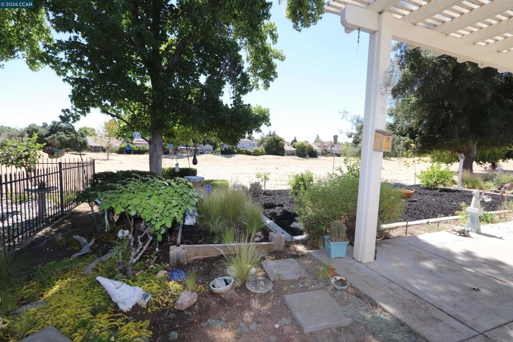 710 Central Park Pl - Photo 27
