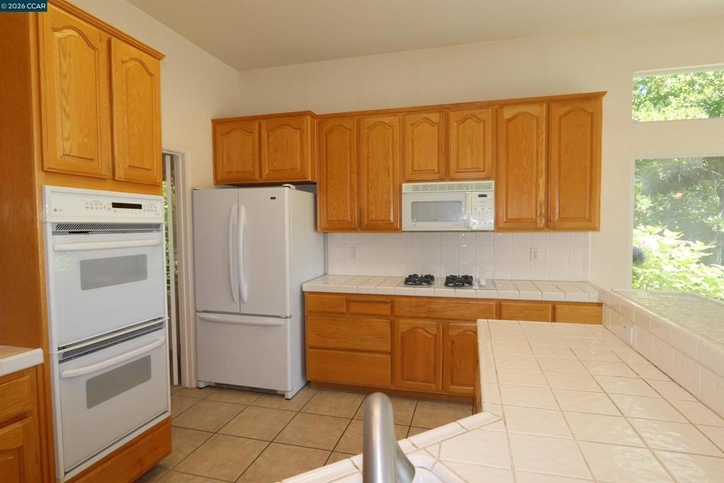 710 Central Park Pl - Photo 13