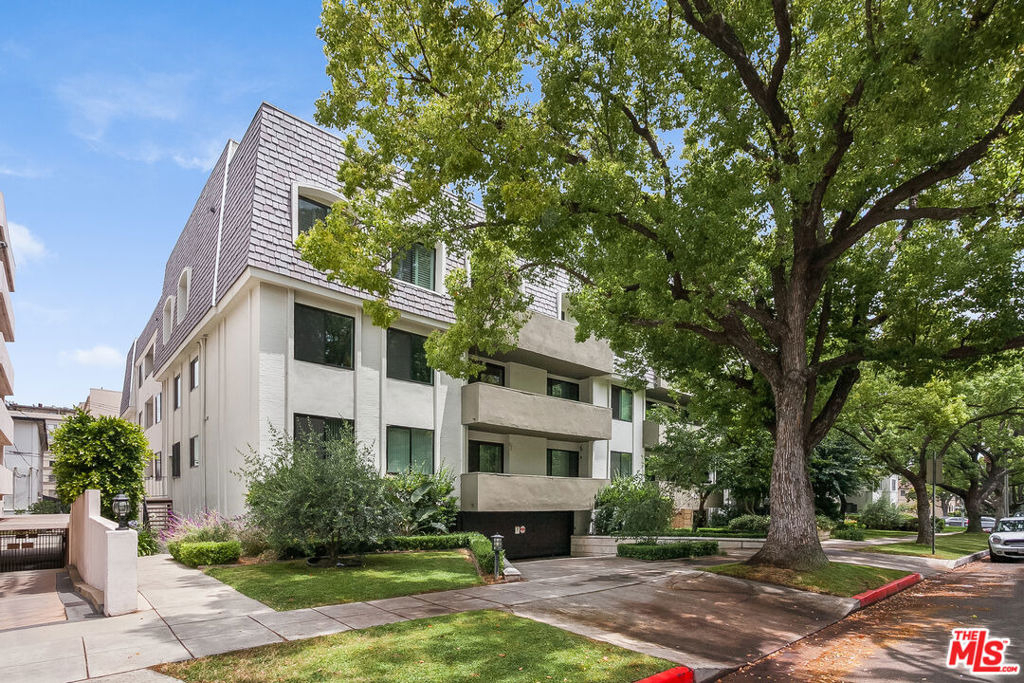 430 N Maple Drive - Photo 13