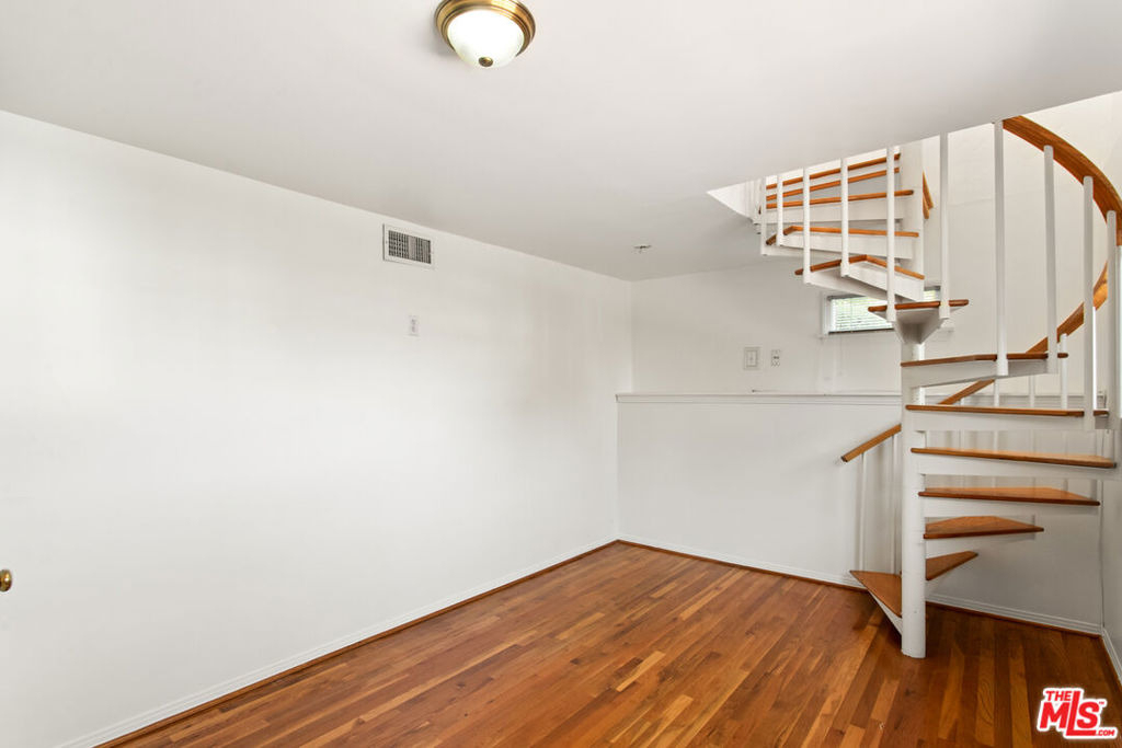 3528 Fernwood Avenue - Photo 26