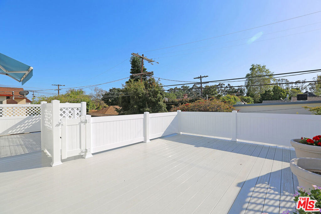 311 Church Lane - Photo 4